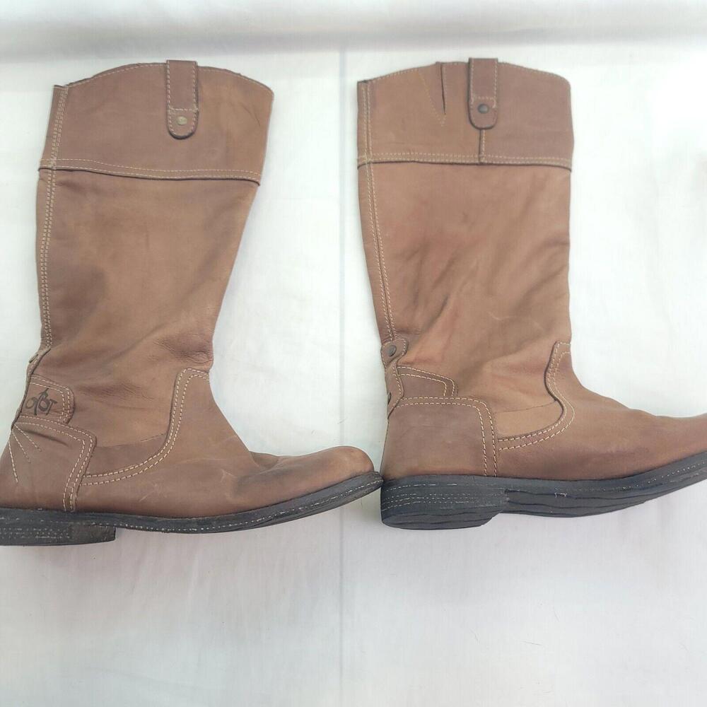 OTBT Distressed Tan Leather Size 8 Boots Made In India